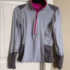 Athletic 3/4 zip